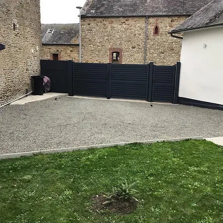 Maison Proche Mont Saint Michel Holiday home